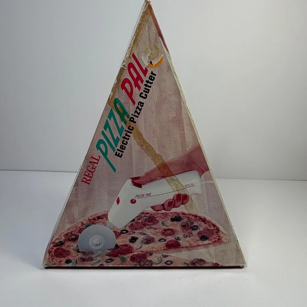 Regal Pizza Pal Electric Pizza Cutter White Vintage Retro 90s Kitsch Nostalgic